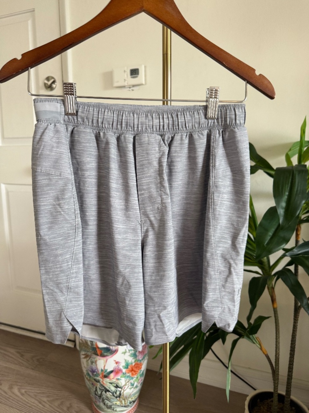 lululemon Heathered Grey Lined Shorts Size Small
